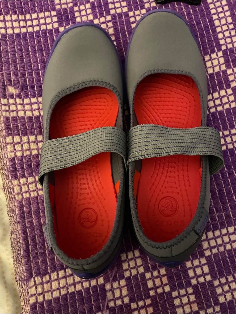 CROCS Gray Mary Jane Flats with Purple Trim and Red Insole - Picture 6 of 7